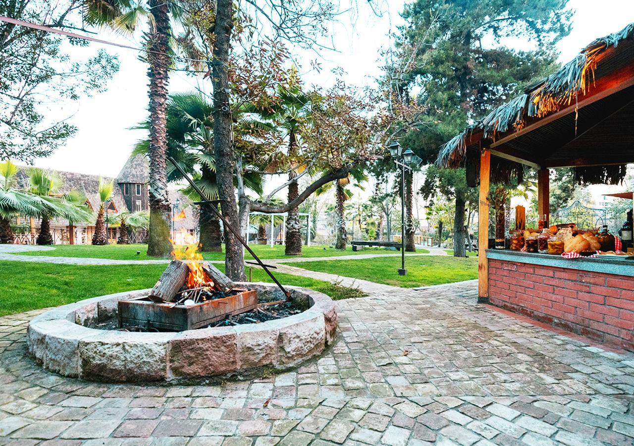 Hotel Y Centro De Eventos Manquehue Las Condes サンティアゴ エクステリア 写真